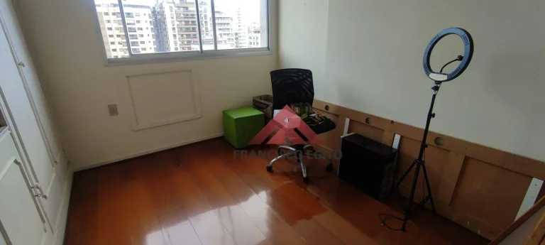 Imagem Lindo Apartamento de 2 Quartos com Suíte e Comodidades no Edifício Saint Paul