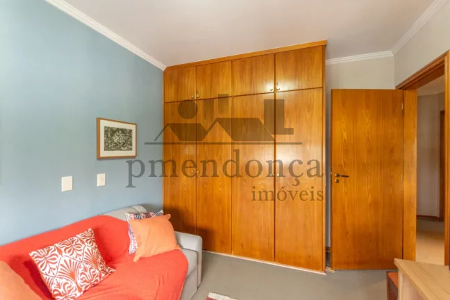 Imagem Higienópolis apto reformado 1 por andar com 220m², pronto para morar.