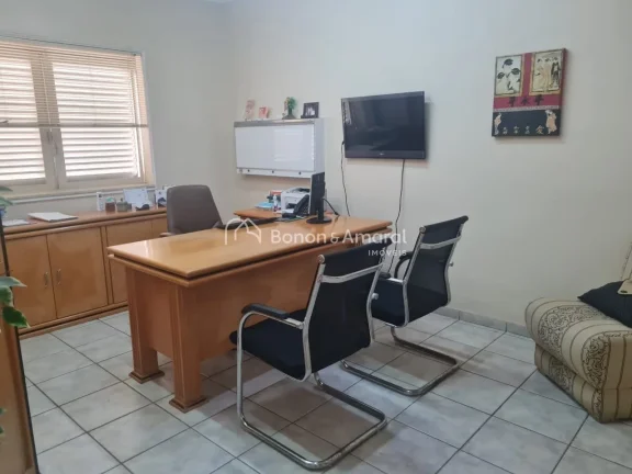 Imagem Casa comercial à venda em Campinas, Jd. Chapadão. Casa com 5 salas todas com banheiros, ampla rece...
