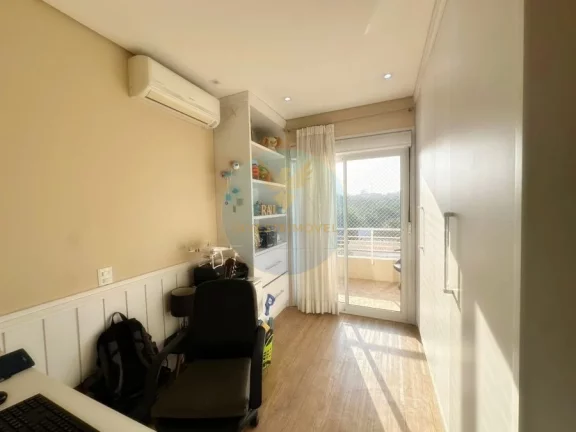 Imagem Casa triplex com quintal e suíte master  Granja Viana