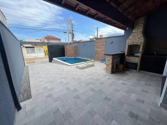 Imagem Casa térrea à venda em Peruíbe Piscina com cascata. Área gourmet com churra
