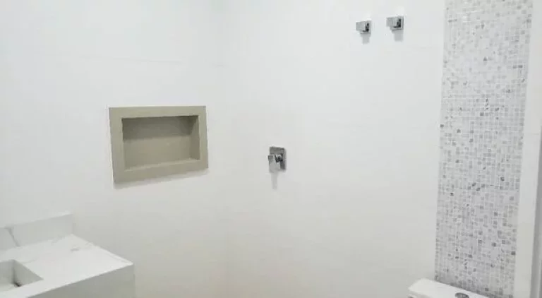 Imagem Sobrado Maravilhoso com 170 m² 3 Dormitorios 3 Suítes e 4 Vagas de Garagem