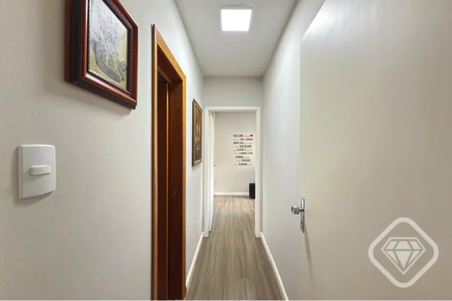 Imagem Duplex amplo e bem distribuído, resultado da união de duas unidades
Ambientes reformados com quali...