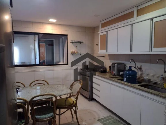 Imagem Apartamento com 04 Quartos, localizado em Monteiro, Recife