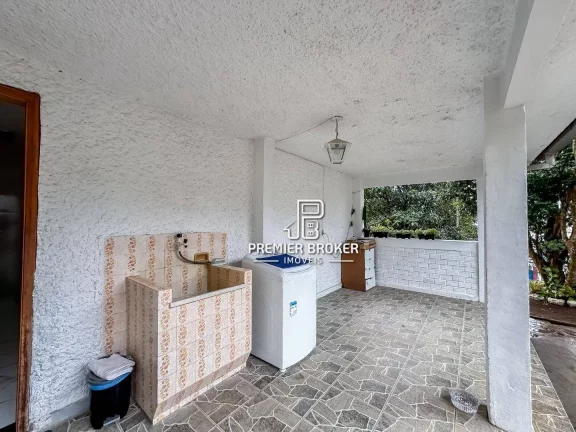 Imagem Casa à venda, 110 m² por R$ 650.000,00 - Meudon - Teresópolis/RJ