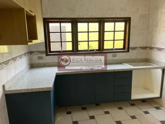 Imagem Sobrado de 220m² com 4 dormitórios e 2 suítes para locação em Jardim Cliper - São Paulo por R$ 4.000