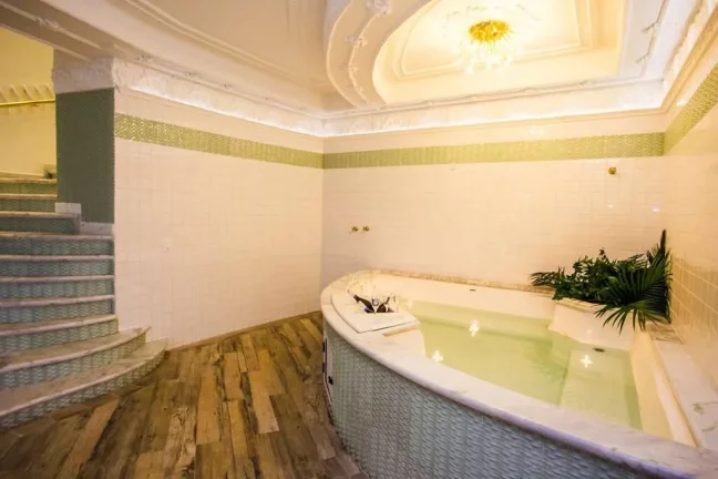 Imagem Mansão COMERCIAL multiuso - Clube / Hotel, Spa / Eventos - ESPETACULAR!