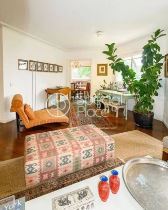 Imagem Excelente apartamento com 209m² em Moema Pássaros, fora da rota! Amplo living para 03 ambientes co...