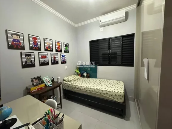 Imagem Casa completa com 3 dormitórios com ar-condicionado e suíte master no Residencial Morumbi, Uberaba