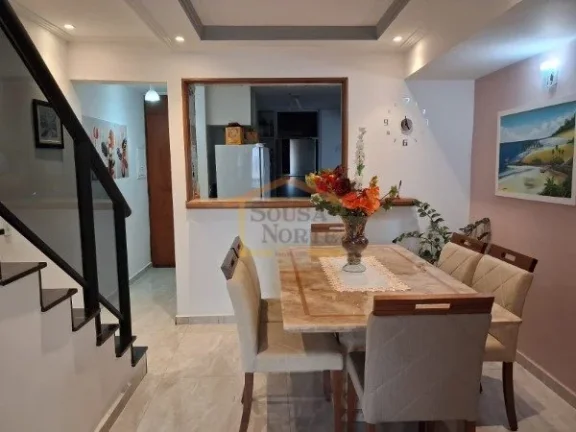 Imagem Apartamento Duplex com 164m², dispõe de 4 dormitórios, sendo 2 suítes, 3 com armários planejado...
