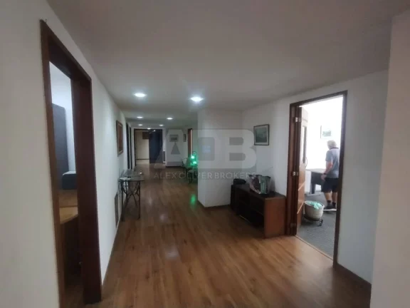 Imagem Andar Comercial à venda na Rio Branco, 290m2, Andar exclusivo, com 9 salas.