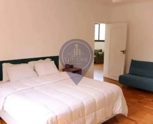 Imagem Casa de Luxo para Venda ou Locação em Cidade] - Bairro] 5 Quartos, 2 Suítes, 5 Banheiros, 2 Vagas de Garagem 450m² de Área.