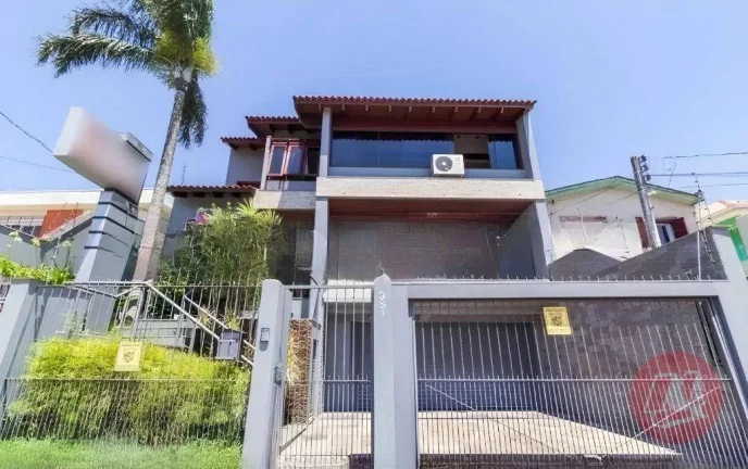 Imagem Casa, 452 m² - venda por R$ 2.400.000,00 ou aluguel por R$ 10.679,00/mês - Vila Jardim - Porto Alegre/RS