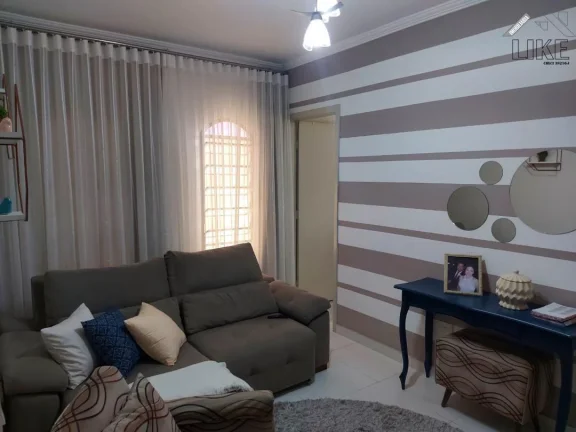 Imagem Casa - 03 Quartos com Suíte - São Judas