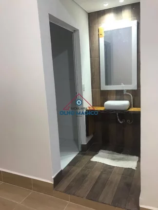 Imagem Prédio Para Renda em frente ao Bradesco Matriz - ¨Apartamentos e 1 Loja