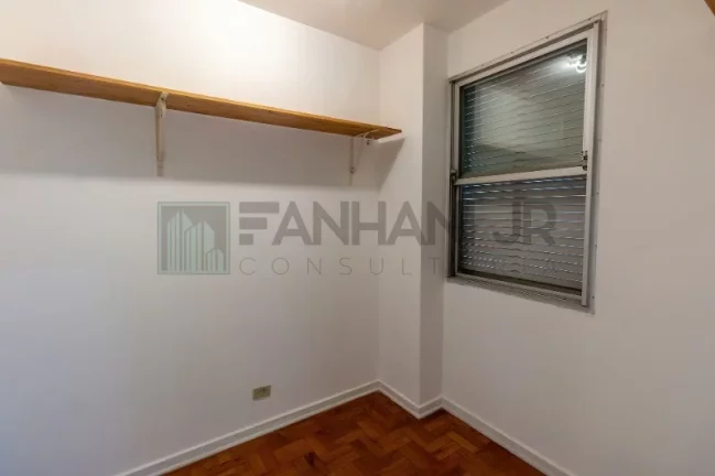 Imagem Imperdível: Apartamento para locação no Itaim Bibi, São Paulo-SP! 3 quartos, 1 suíte, 3 salas, 2 banheiros, 2 vagas de garagem e 160m² de área. Venha conferir!