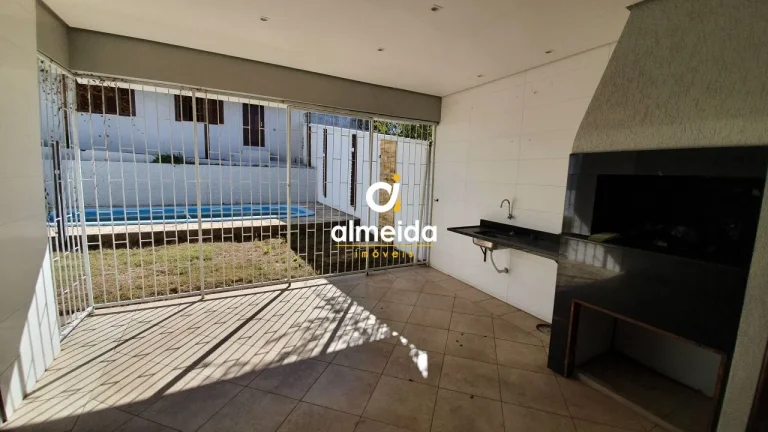 Imagem LINDA CASA 4 DORMITÓRIOS NO BAIRRO NOSSA SENHORA DE LOURDES
