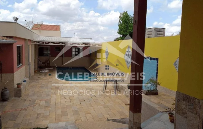 Imagem Casa Estilo Chácara Na Centro Urbano à venda na Vila Doutor Laurindo em Tatuí-SP
