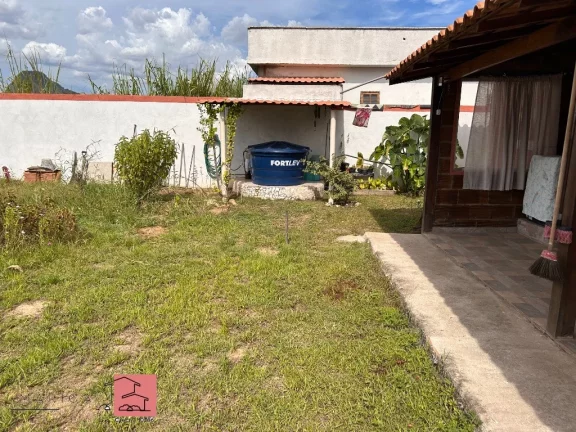 Imagem Casa Nova com Lindo Jardim e Vista para a Montanha