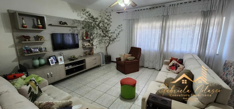 Imagem Casa no Bairro Santa Cruz com 3 dormitórios em Mogi Mirim
