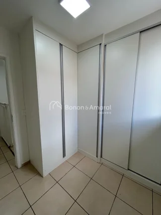 Imagem Sobrado à venda com 3 dormitórios, sendo 1 suíte. Todos os quartos contam com ar-condicionado e a...