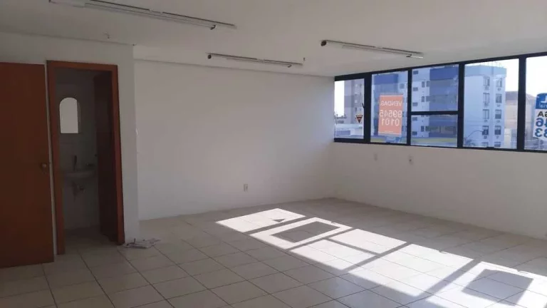 Imagem Edifício Albert Einstein Sala 304e306 - Sala à venda no bairro Santana - Porto Alegre/RS