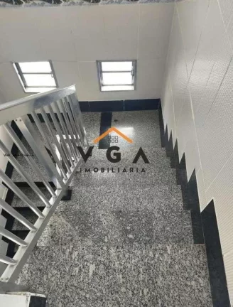 Imagem Casa para Venda em Ferraz de Vasconcelos, Jardim Helena, 5 dormitórios, 4 banheiros, 1 vaga