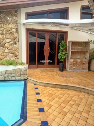 Imagem Vende se Sobrado 3 dormitórios, sendo duas suítes Bairro João Leite