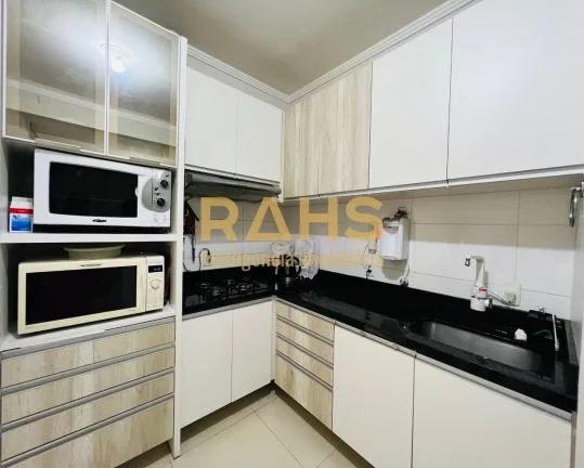 Imagem Excelente Sobrado Geminado com 1 suíte mais 2 quartos no Bairro Boa Vista em Joinville/SC. O imóve...