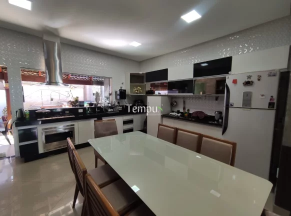 Imagem Casa em Jardim Planalto, Goiânia/GO
