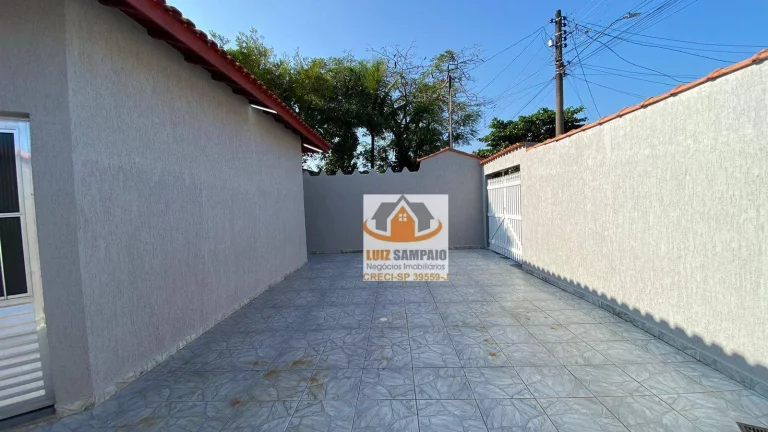 Imagem Casa Isolada, 2 Dormitórios, Amplo quintal, Campos Elíseos, R$ 270.000,.00