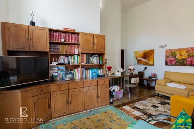 Imagem Lindo sobrado localizado na Vila Santana.