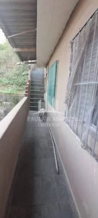 Imagem Casa 3 Dormitórios, 2 Banheiros, Lavanderia e 2 Vaga, muita escada, no Jardim Ipê, Mauá