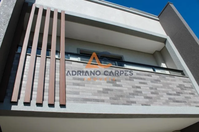 Imagem Lindo sobrado novo com 3 dormitórios sendo 1 suíte no Gravatá em Navegantes! Adriano Carpes Imóveis Vende