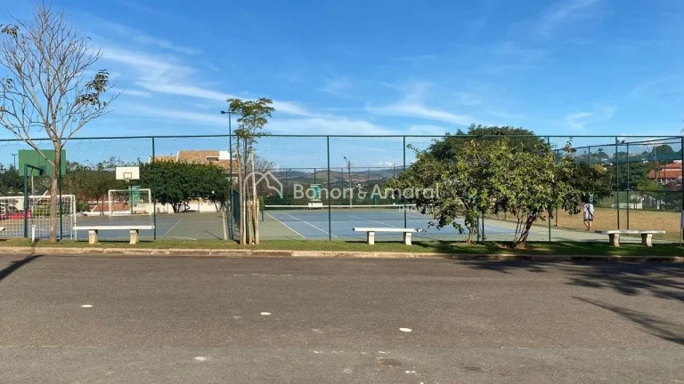 Imagem Terreno à venda, em condomínio, Sousas, Campinas, SP.

Terreno com bela vista para área de preser...