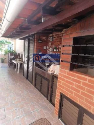 Imagem Casa Triplex dos Seus Sonhos: Luxo e Conforto no Pechincha
