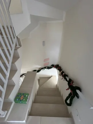 Imagem SOBRADO TRIPLEX com 3 dormitórios à venda por R$ 550.000,00 no bairro Weissópolis - PINHAIS / PR