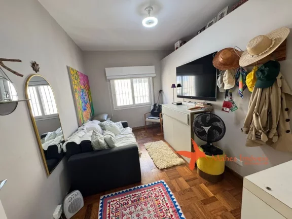 Imagem Apartamento à venda em Pinheiros, São Paulo-SP: 2 quartos, 1 sala para dois ambientes, 1 banheiro e 1 lavabo. Imperdível oportunidade!