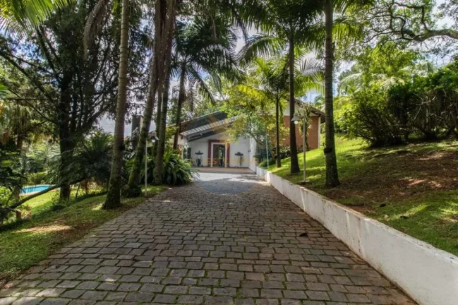 Imagem Casa em Condomínio a Venda no bairro Granja Viana - Cotia, SP