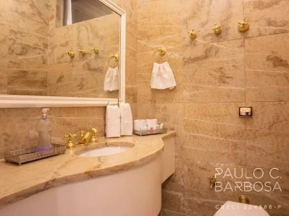 Imagem Santa Cecília Venda - 4 dormitórios (2 suítes) - 2 vagas - 270 m²