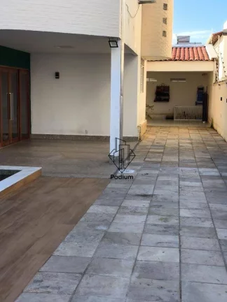 Imagem Casa 1º andar com piscina e projetados a 120m da praia do Bessa -CA0205.
