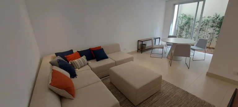 Imagem Casa Duplex 333,50M², 4Q, 4 Suítes, 7 Banheiros, 3 Vagas, Academia, Segurança 24h, Jardim, Portaria, Praça.