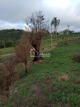Imagem Sítio à venda em São Miguel Arcanjo com 5303m² 3 quartos, 5 vagas
