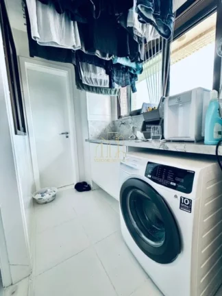 Imagem Apartamento de Luxo à Venda em Salvador-BA, no Caminho das Árvores: 3 Quartos, 3 Suítes, 3 Salas, 5 Banheiros, 3 Vagas, 146m².