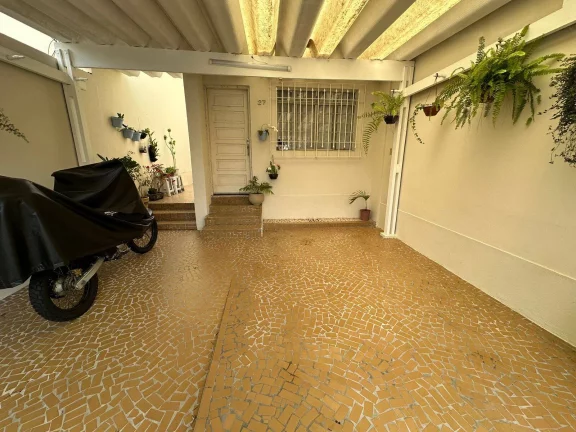 Imagem Sobrado Otima Localizaçao com 150 m² 2 Dormitorios e 2 Vagas de Garagens