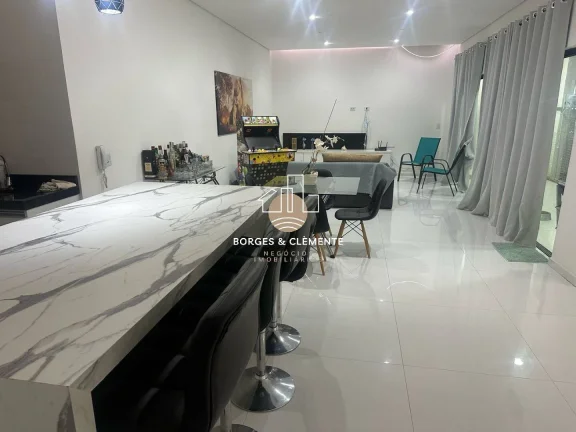 Imagem CASA DE ALTO PADRÃO À VENDA – RESIDENCIAL SERRAS DE ATIBAIA | R$ 1.190.000