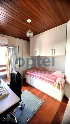 Imagem LINDO SOBRADO COM 254,25 M², 03 QUARTOS, 01 SUITE, 02 QUARTOS COM SACADA -04 BANHEIROS , 04 VAGAS VILA DAYSI-SBC