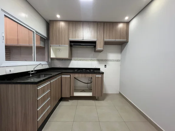 Imagem Sobrado Lindo com 02 Dormitórios no Condomínio Villagio Caprese! Localizado somente a 10 minutos do Shopping Iguatemi Esplanada!