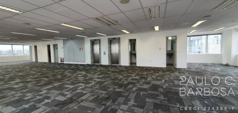 Imagem Pinheiros Locação - Andar com 218m² - 8 Vagas