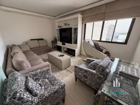 Imagem Apartamento MOBILIADO à Venda com 4 Suítes e 4 Vagas de Garagem